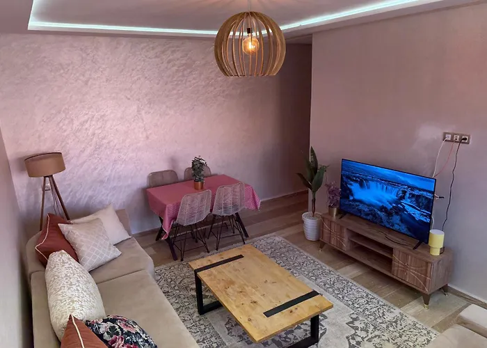Julie\'S Private Apartment