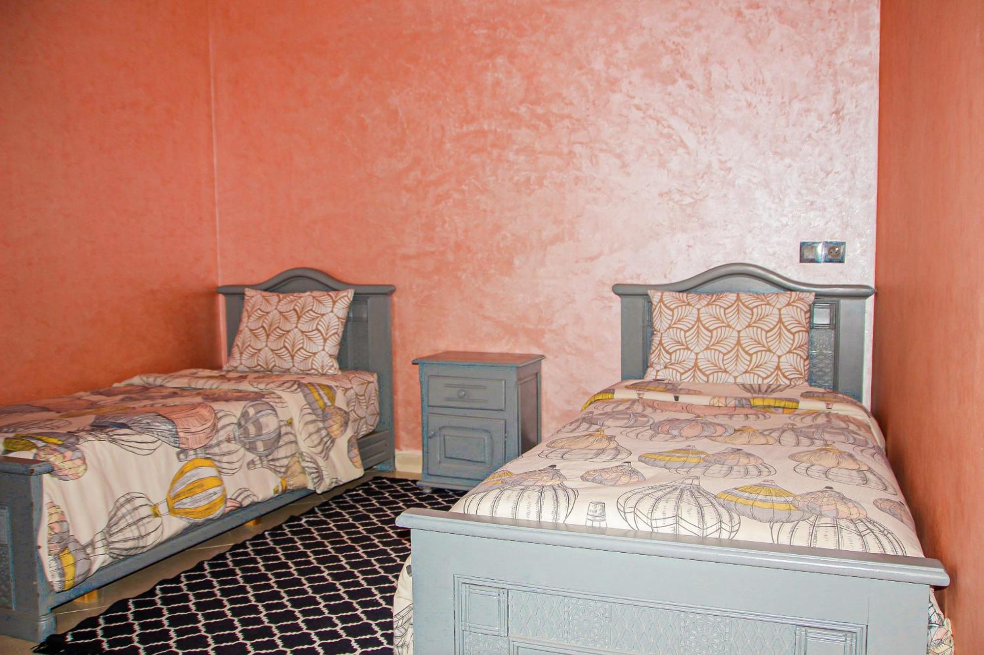 Julie's Private Apartment *